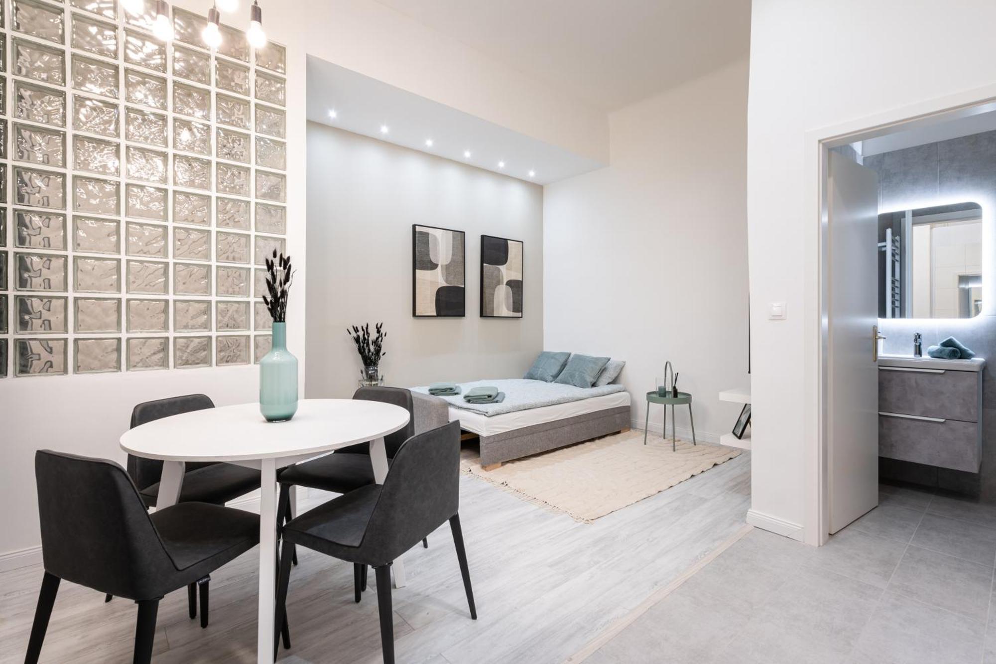 Kl31 - Best Location - Elegant Historic Residence By Bqa Budapest Exterior photo
